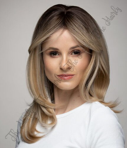 Peruka syntetyczna Blond z Odrostem Cieniowana Grzywka - obrazek 3
