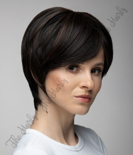 peruka syntetyczna w krótkiej długości z pięknymi pasemkami