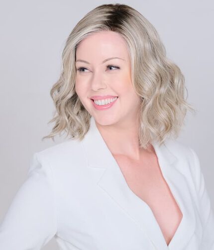 Peruka Caliente 100% ręcznie szyta syntetyczna front lace - obrazek 4