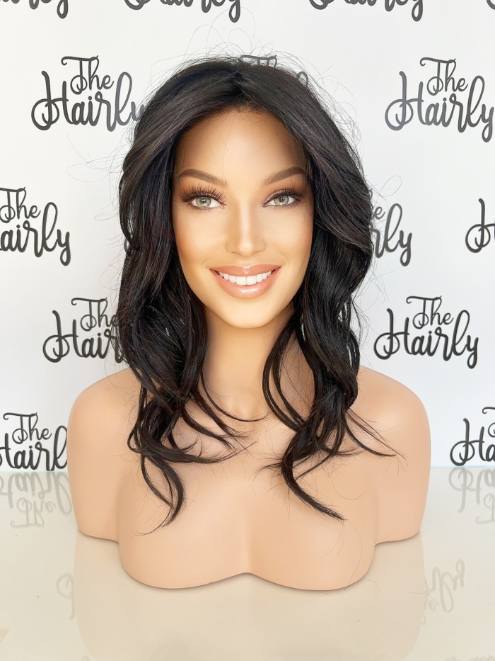 Tupet syntetyczny falowany z grzywką lace front Peerless 19 mono top 51cm - Coffee without Cream - obrazek 1