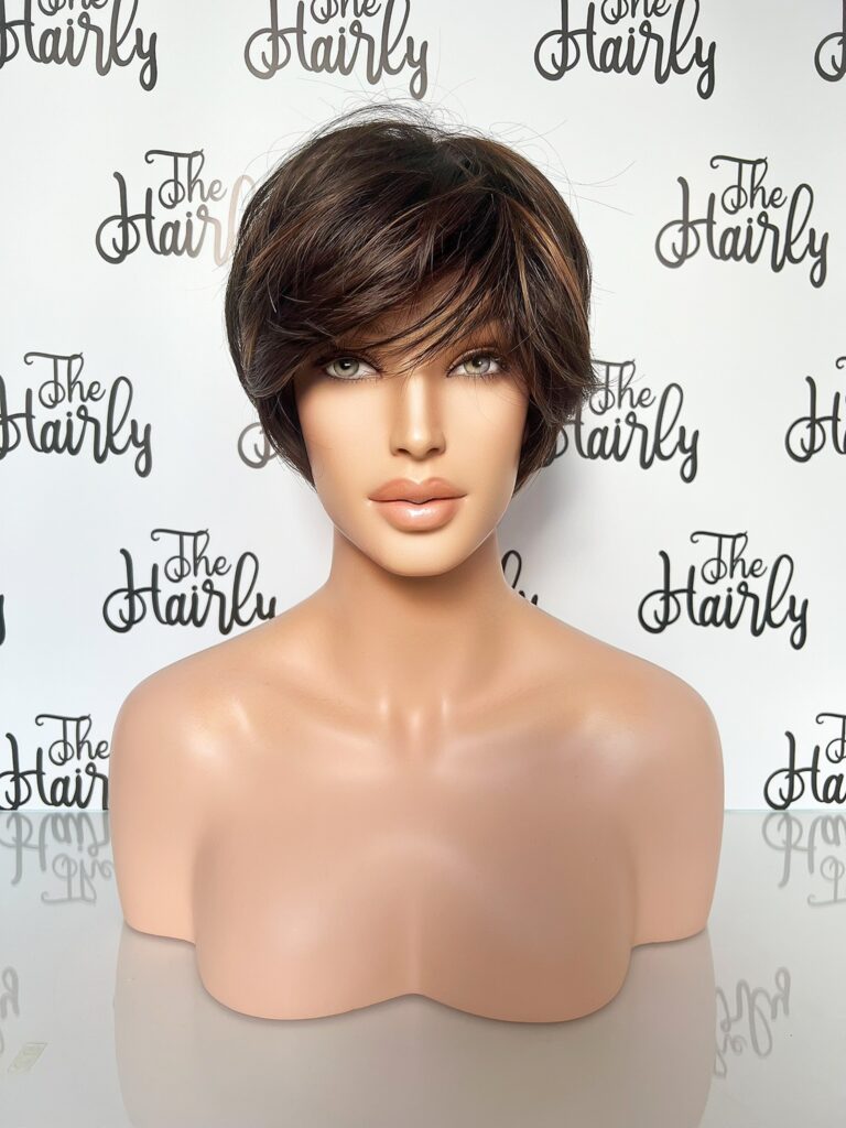 IMG_5262 Peruka syntetyczna brąz z pasemkami - obrazek 1