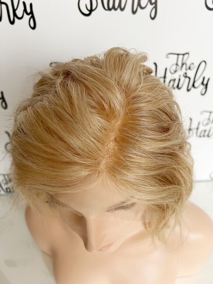 Peruka naturalna Gloria front lace blond naturalnie falowana - obrazek 2