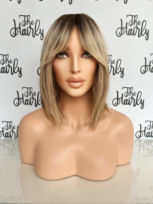 Peruka naturalna Sarah z grzywką i częściowym monofilamentem - obrazek 2