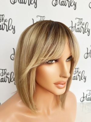 Peruka naturalna Sarah z grzywką i częściowym monofilamentem - obrazek 3