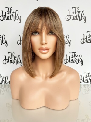 Peruka naturalna Sarah z grzywką i częściowym monofilamentem - obrazek 7