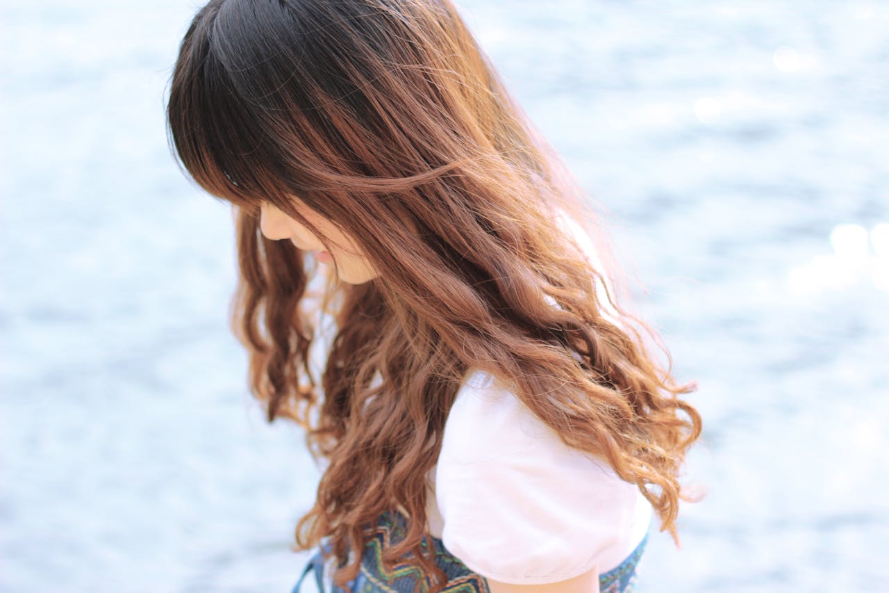 Peruki damskie a komfort noszenia