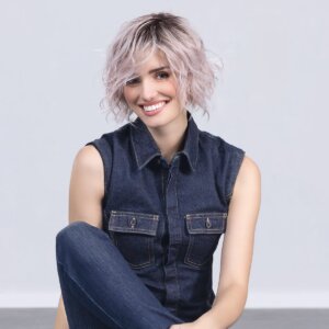 Peruka syntetyczna COOKIE Mono Part (Mid-length shag, włos termoodporny)