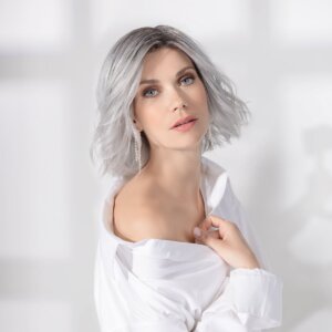Peruka syntetyczna krótka ESPRIT Soft (100% Ręcznie Tkana, Pełny Mono Top, Extended Lace Front) - obrazek 3