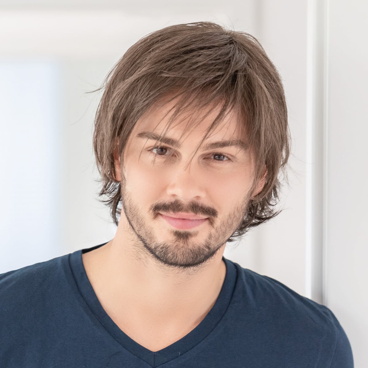 herren-peruecke-johnny-7_10 Peruka męska syntetyczna JOHNNY (Z przedłużonym Lace Front) - obrazek 1