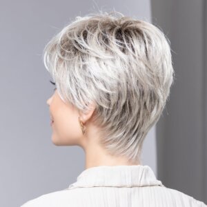 Peruka syntetyczna krótka NAPOLI Soft (Pełny Mono Top, Extended Lace Front) - obrazek 4