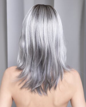 Peruka syntetyczna półdługa NOBLESSE Soft (100% Ręcznie Tkana, Mono Top) - obrazek 4