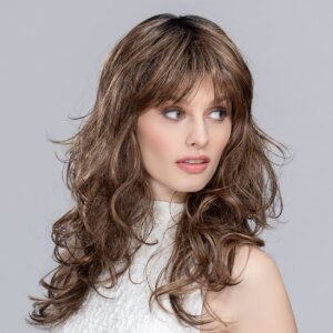 Peruka syntetyczna długa PRETTY (Z gęstą grzywką i ręcznie tkanym czubkiem Mono, bez Lace Front) - obrazek 3