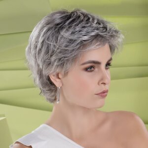 Peruka syntetyczna krótka RICA (Z ręcznie tkanym czubkiem Mono i rozszerzonym Lace Frontem) - obrazek 2
