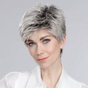 Peruka syntetyczna krótka SPRING Hi (Extended Lace Front, Mono Top)