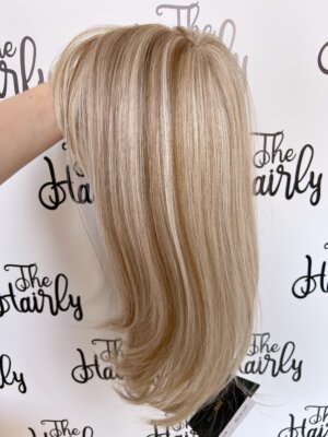 Tupet syntetyczny prosty z grzywką lace front mono top Bangs 16 - ręcznie szyty Cream Soda Blond - obrazek 4