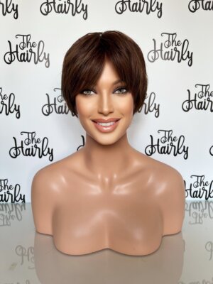 Peruka naturalna Pixie cut włosy cieniowane z grzywką czekoladowy brąz